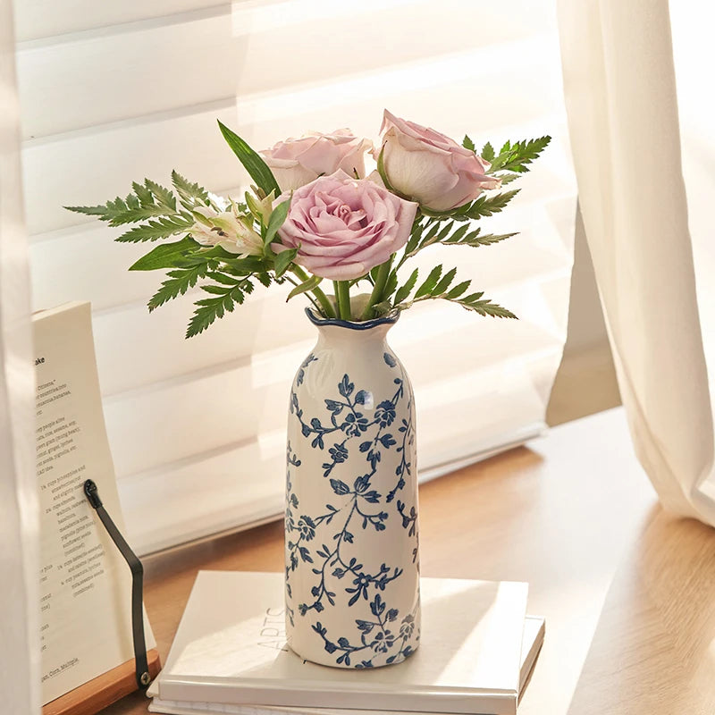 Vintage Ceramics Vases Ornaments Blue and White Porcelain Living Room Decoration Dried Flower Crafts Study Rooms Home Decorative